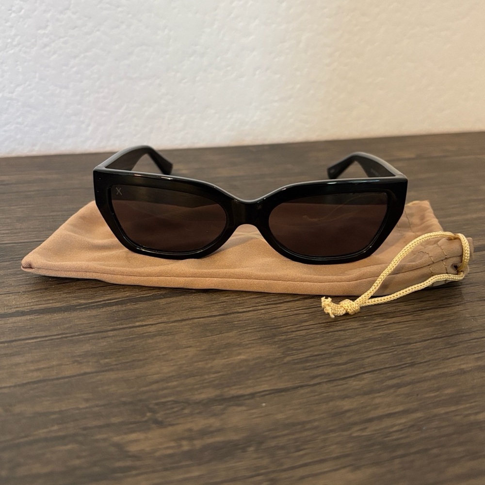 Dime x lesdomakeup sunglasses